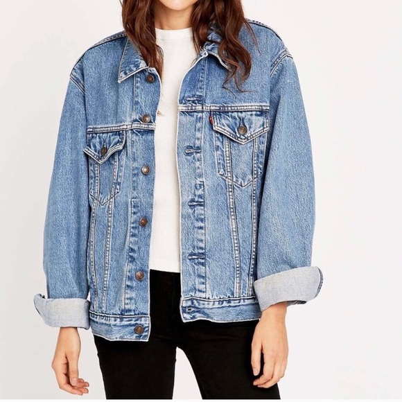 Levi's Jackets & Blazers - Levi’s • Vintage Denim Trucker Jacket Medium